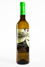 Carregar imagem no visualizador da galeria, Vinho verde “Neco” DOC 2019